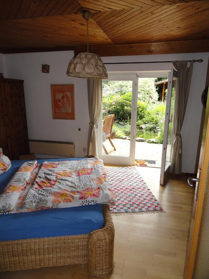 Ruhige Wohnung Mit Schoenem Eigengarten In Seeboden Am Millstaettersee Exteriör bild