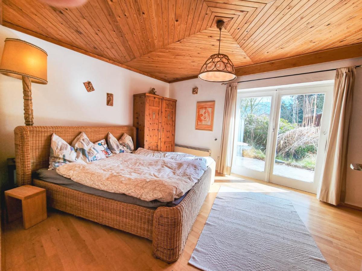 Ruhige Wohnung Mit Schoenem Eigengarten In Seeboden Am Millstaettersee Exteriör bild